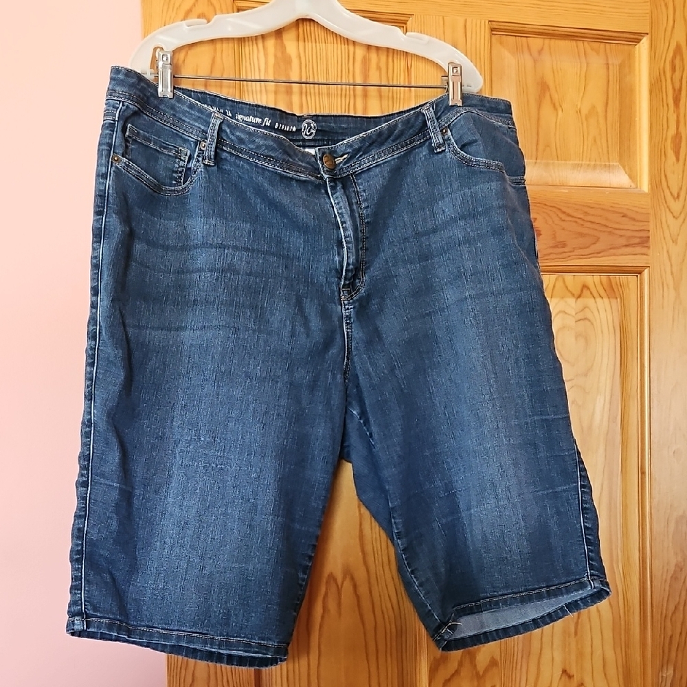 W62 Blue Denim Shorts